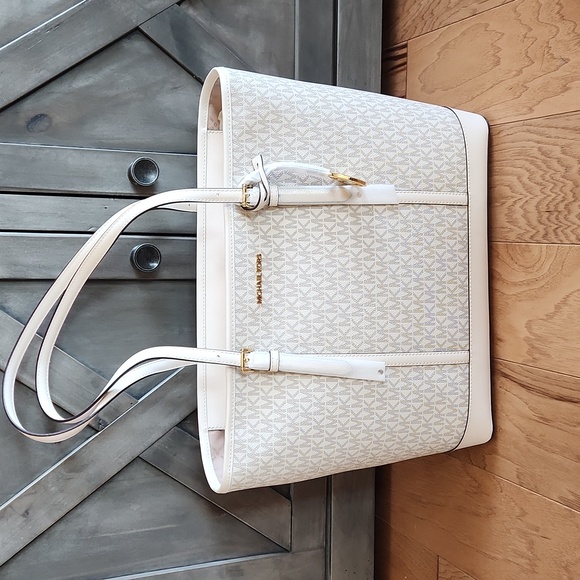 MK JET TRAVEL BAG - Picture 1 of 8